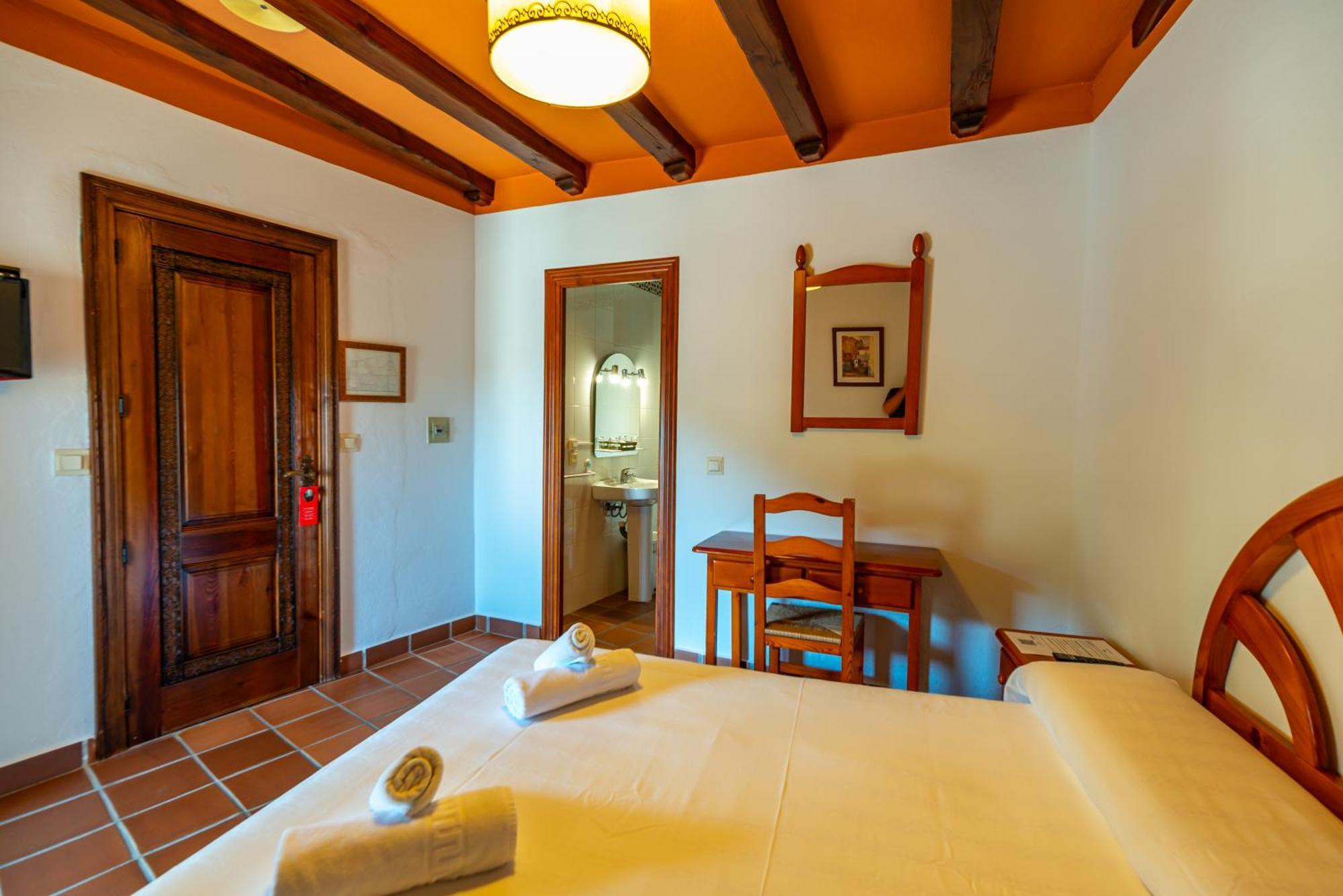 Hotel La Fragua I Trevélez Quarto foto